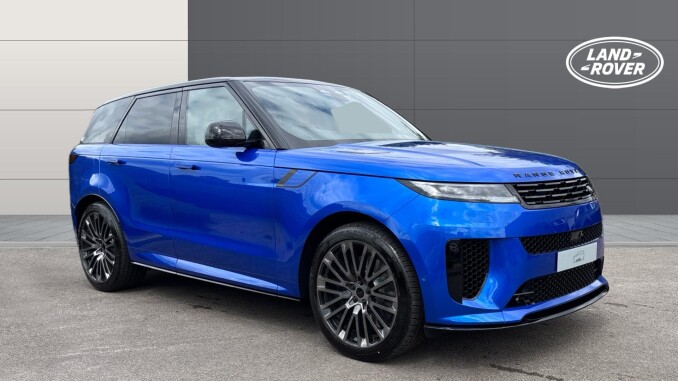 Land Rover Range Rover Sport 4.4 P635 V8 SV 5dr Auto Petrol Estate - Image 1